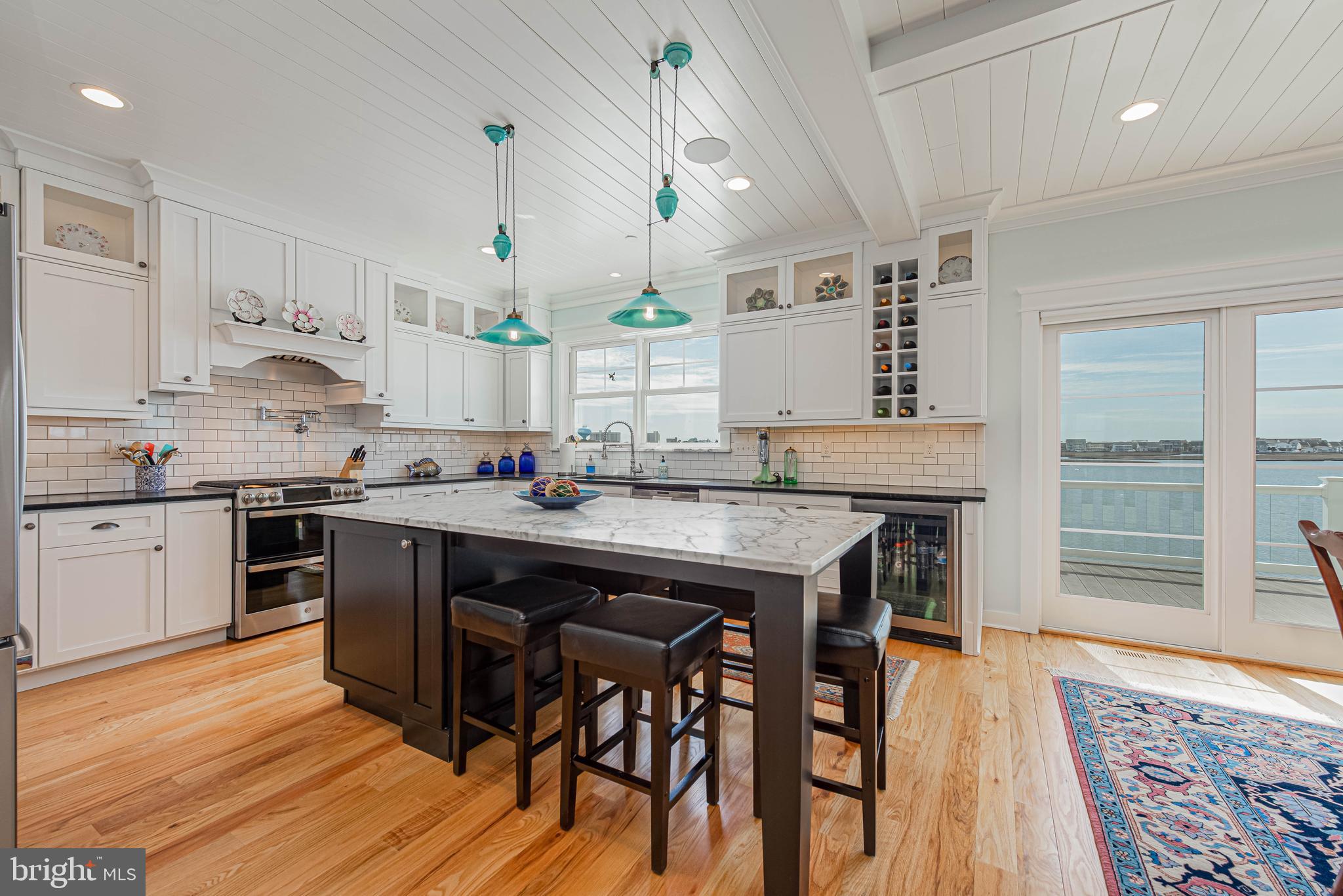 CAINE KEYS II EXT - Residential