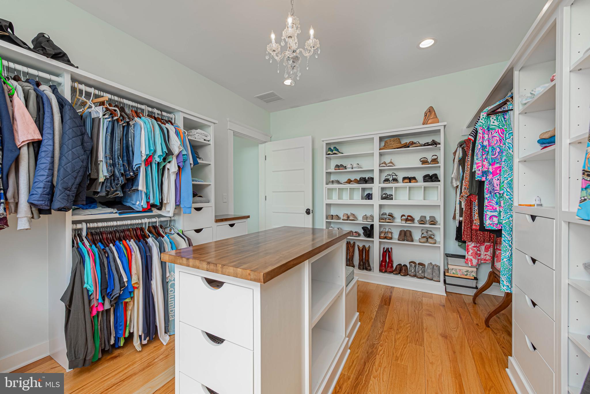 CAINE KEYS II EXT - Residential