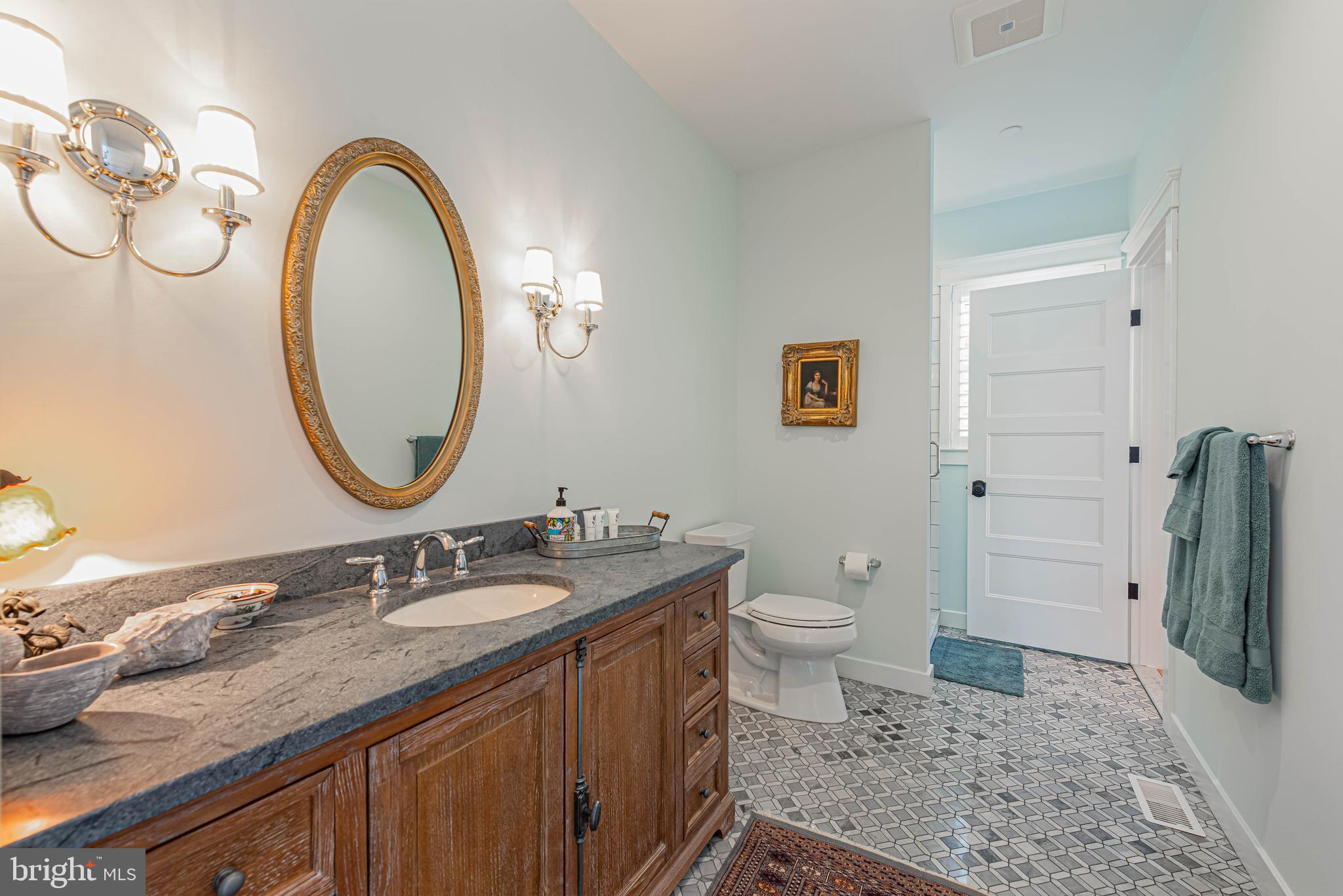 CAINE KEYS II EXT - Residential