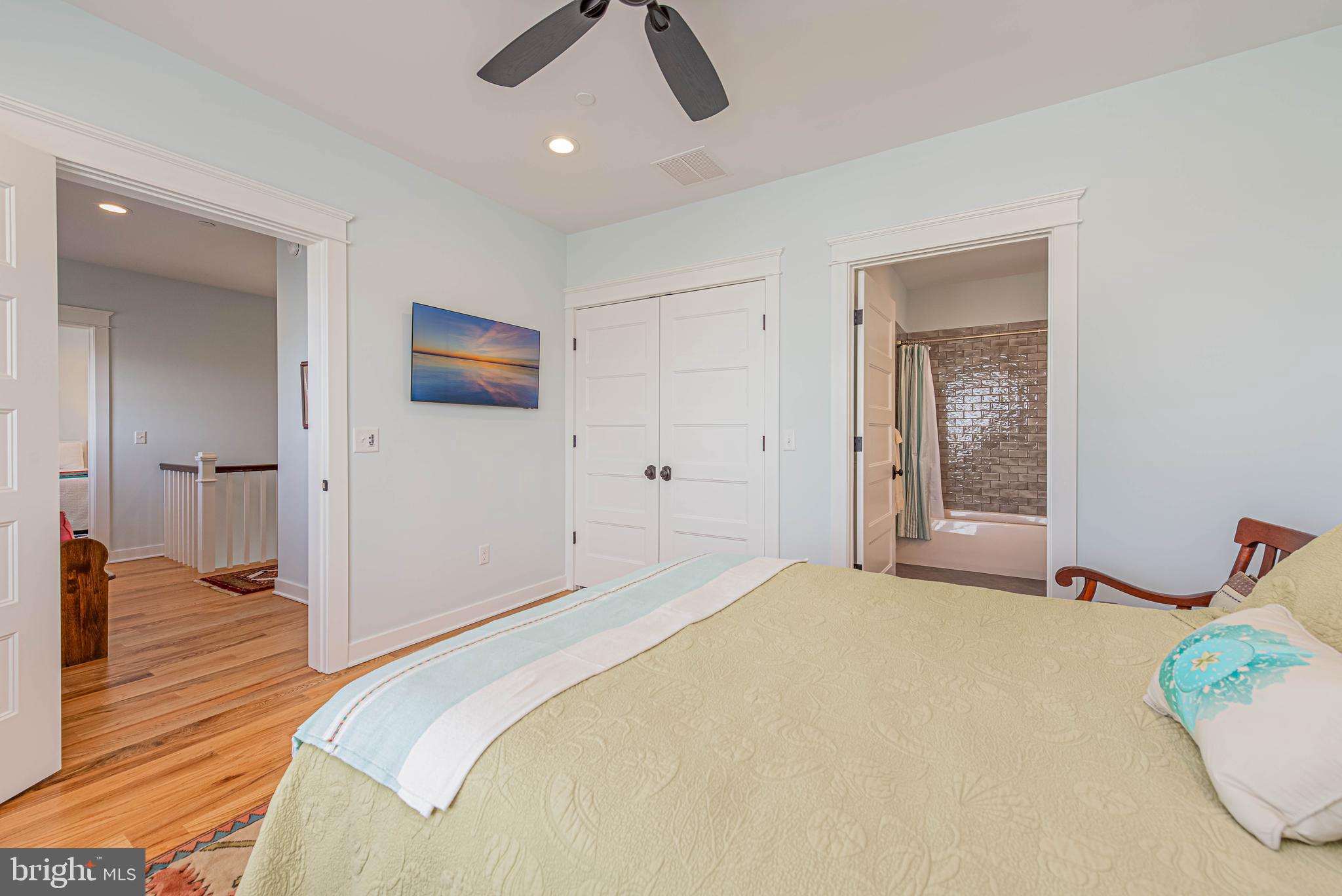 CAINE KEYS II EXT - Residential