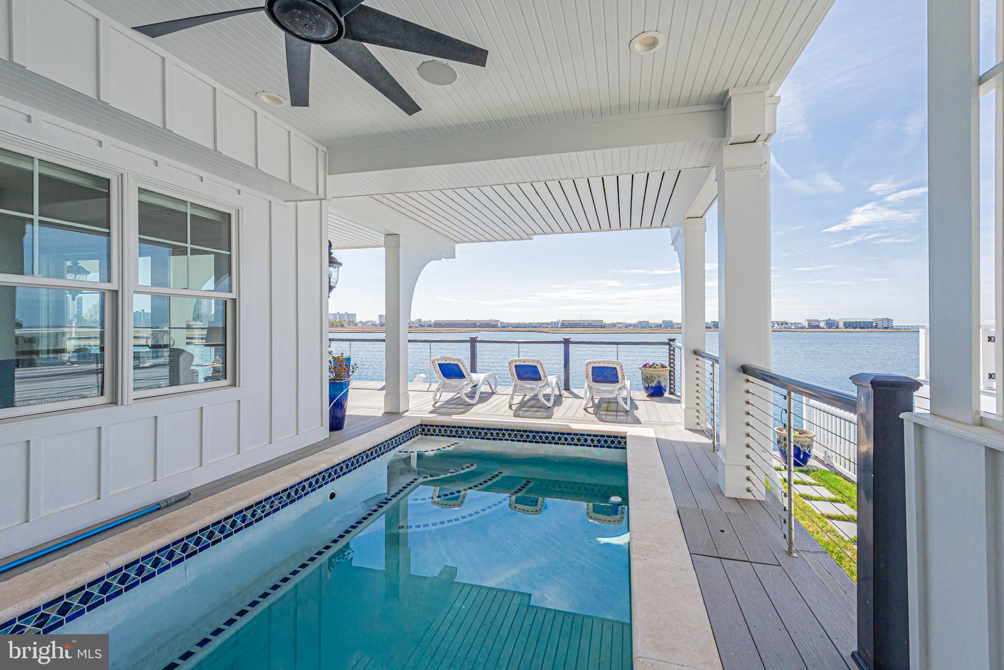 CAINE KEYS II EXT - Residential