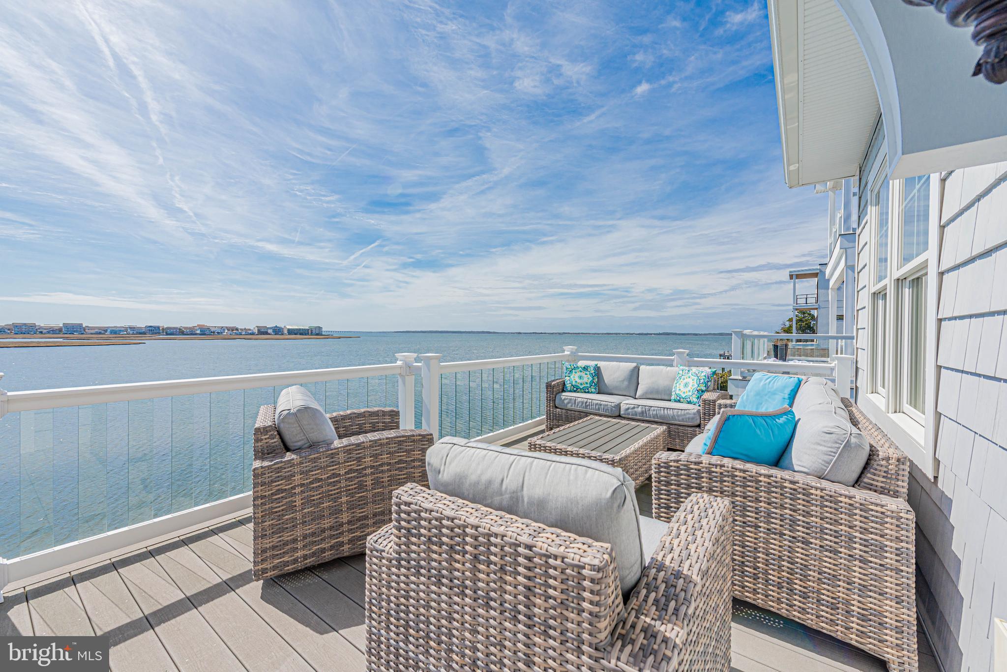 CAINE KEYS II EXT - Residential