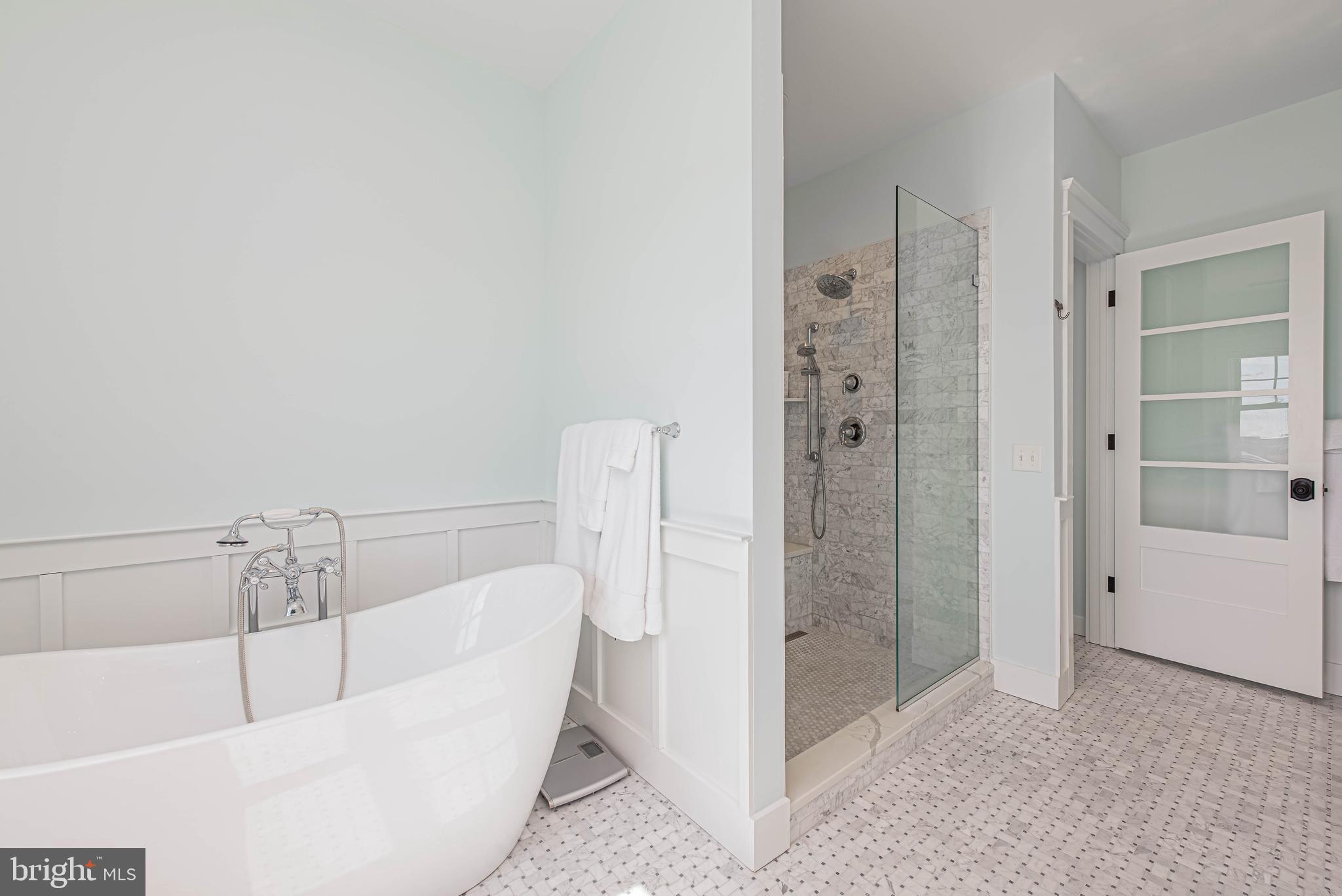 CAINE KEYS II EXT - Residential