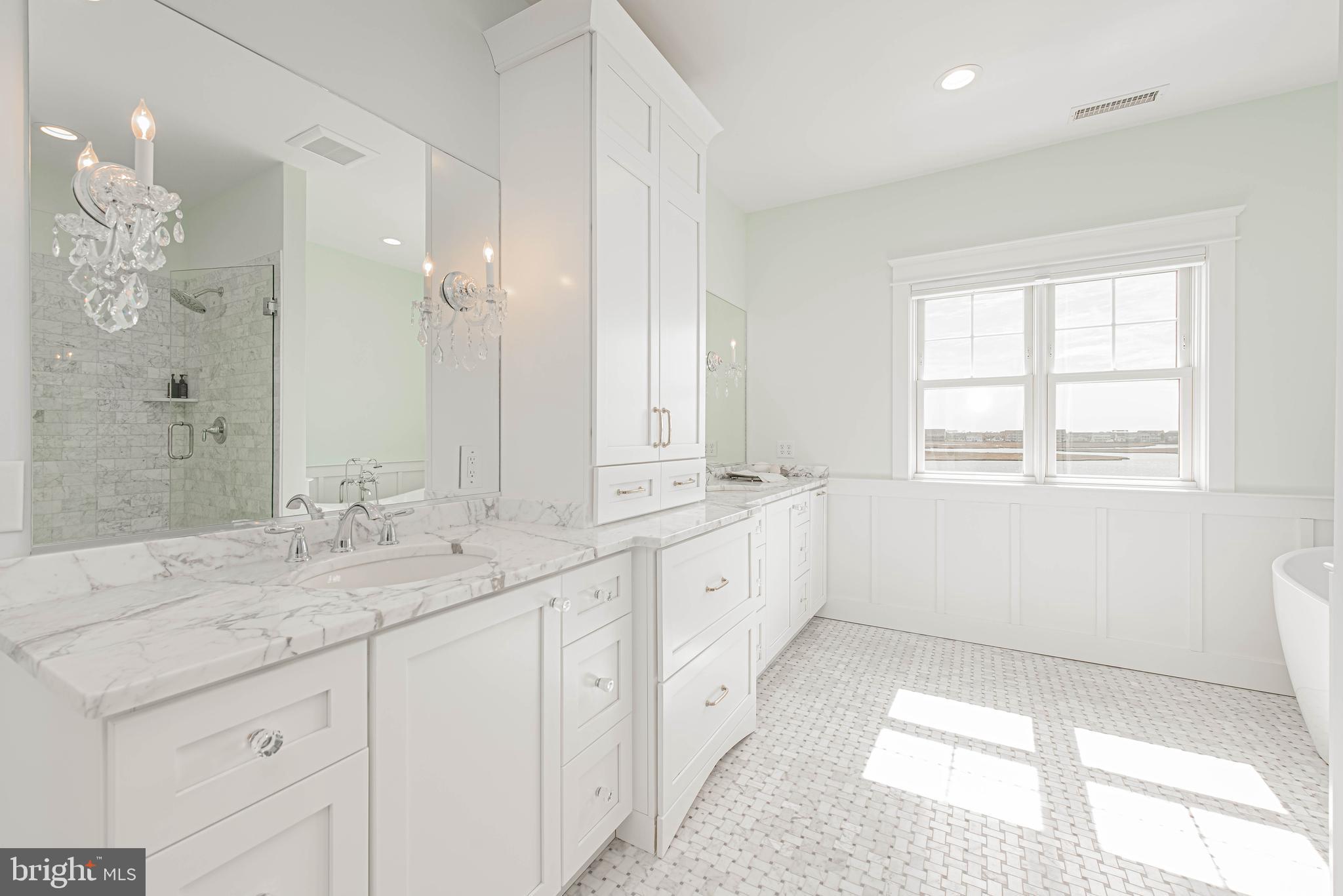 CAINE KEYS II EXT - Residential