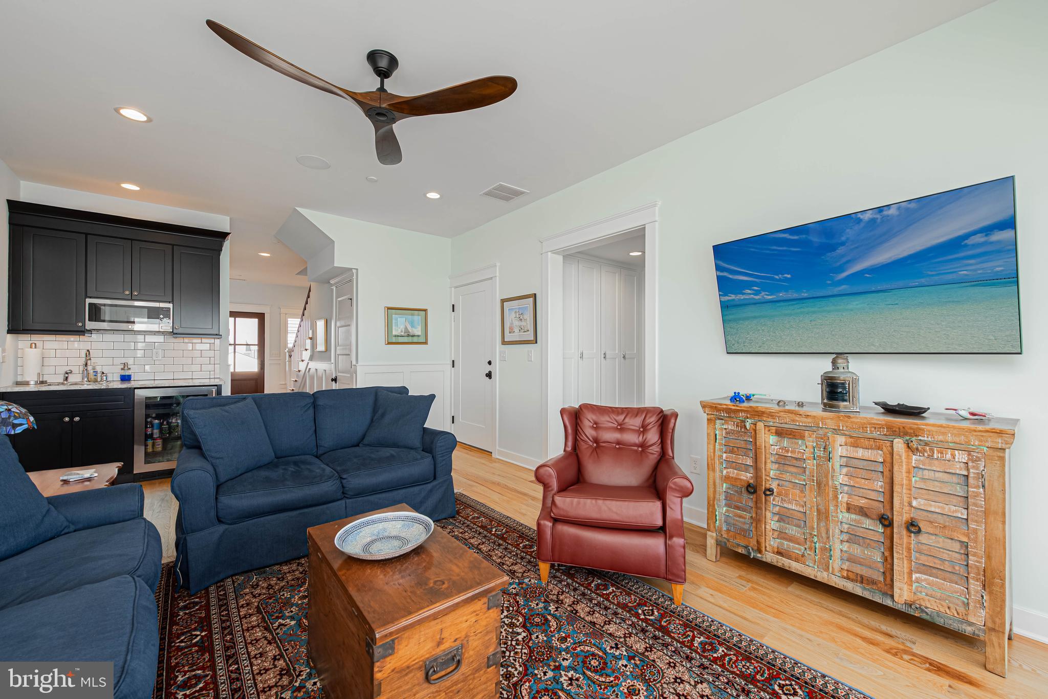 CAINE KEYS II EXT - Residential