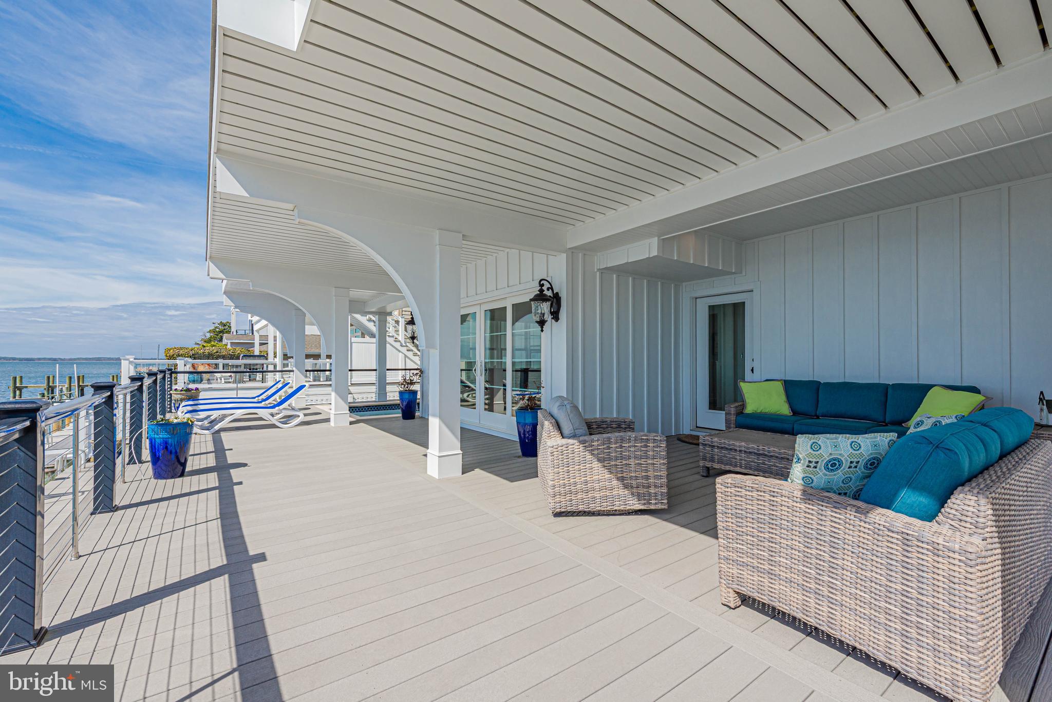 CAINE KEYS II EXT - Residential