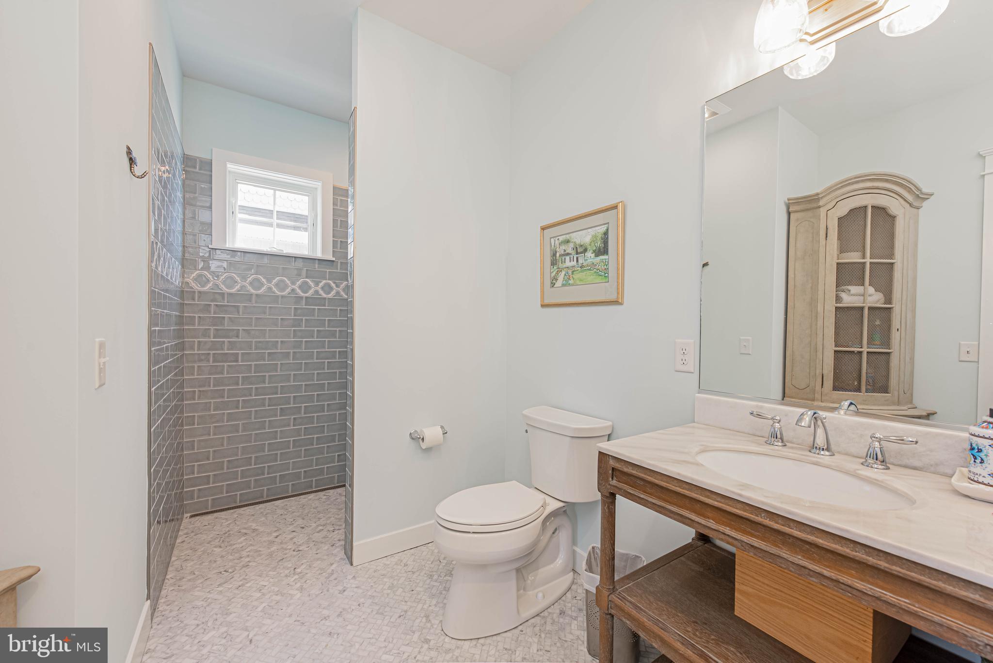 CAINE KEYS II EXT - Residential