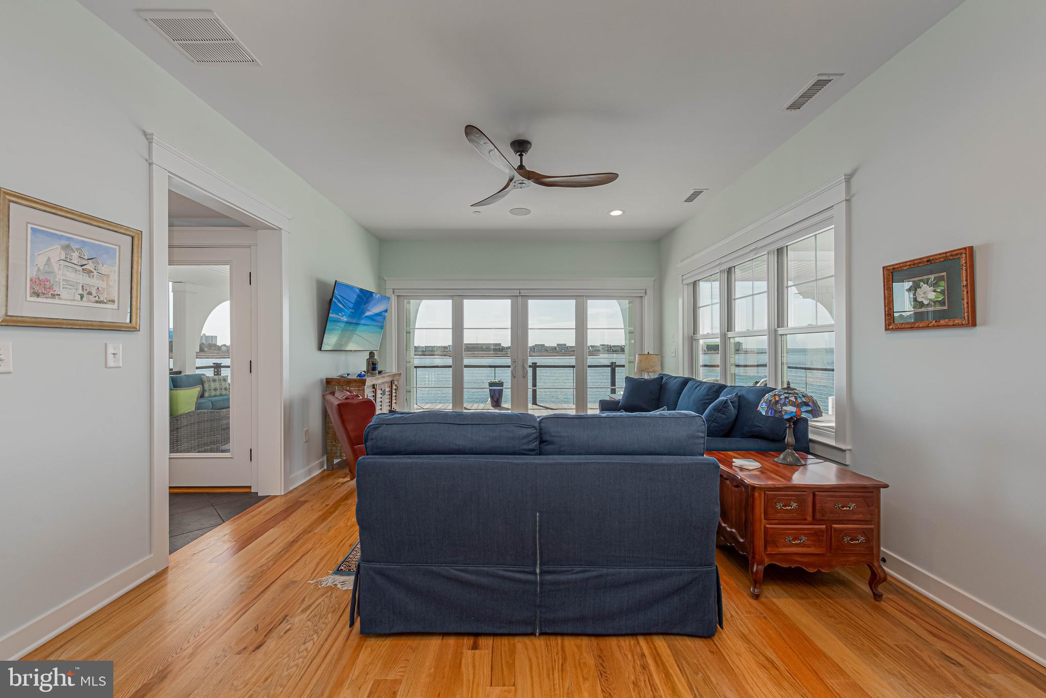 CAINE KEYS II EXT - Residential