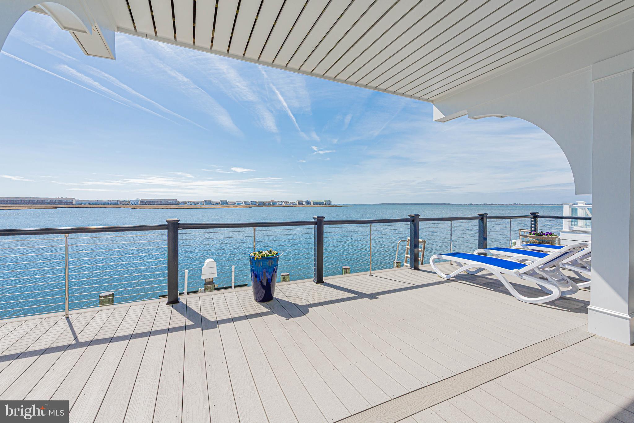 CAINE KEYS II EXT - Residential