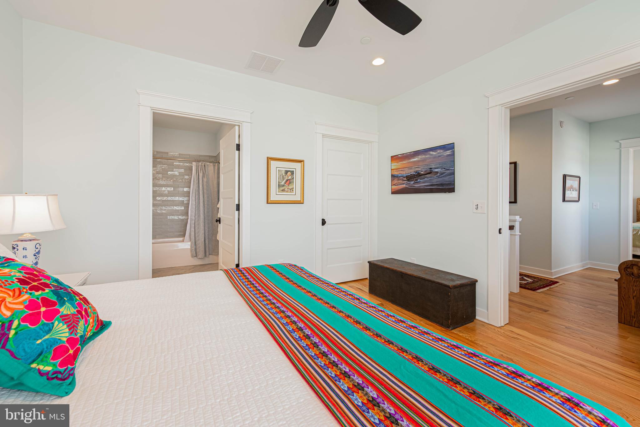 CAINE KEYS II EXT - Residential