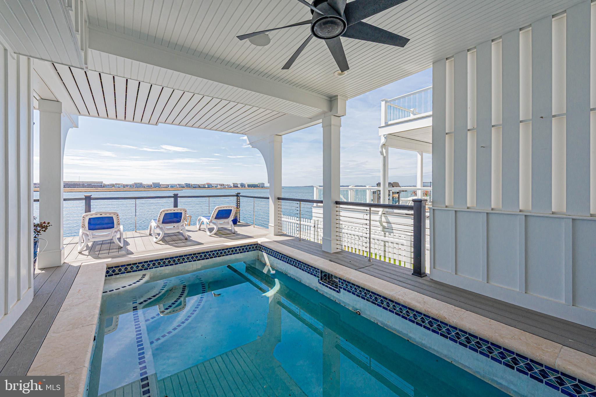 CAINE KEYS II EXT - Residential