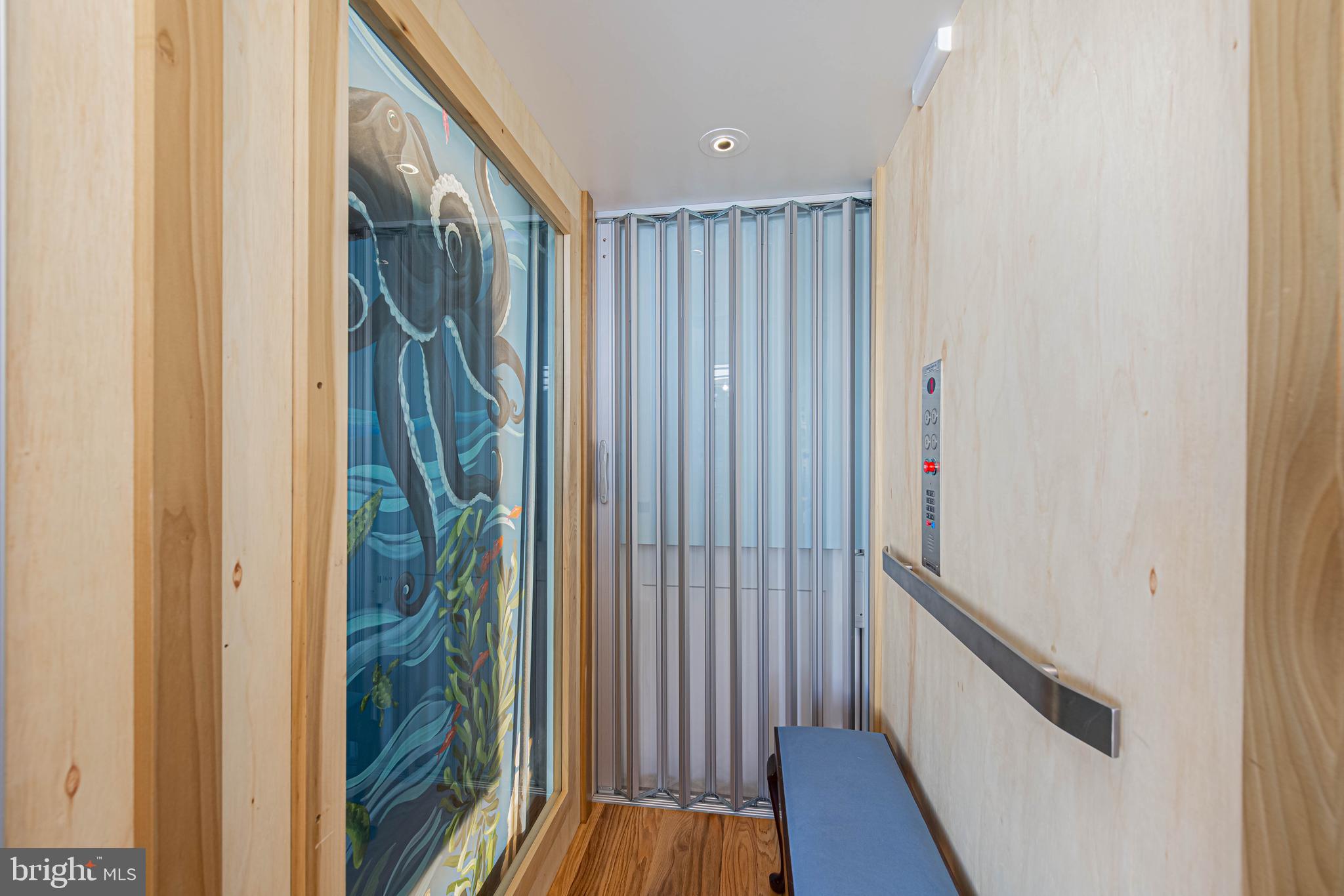 CAINE KEYS II EXT - Residential