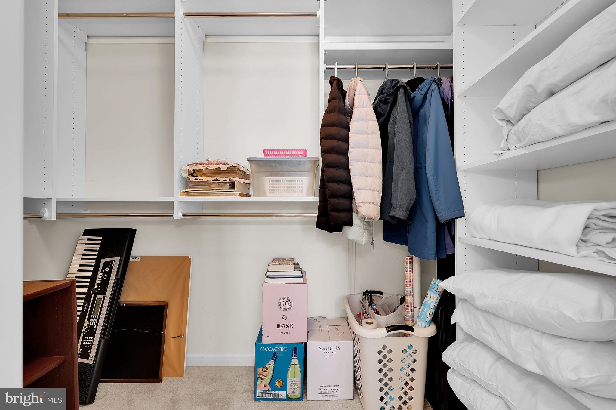 WORMANS MILL - Residential