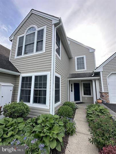 163 HAWTHORNE COURT