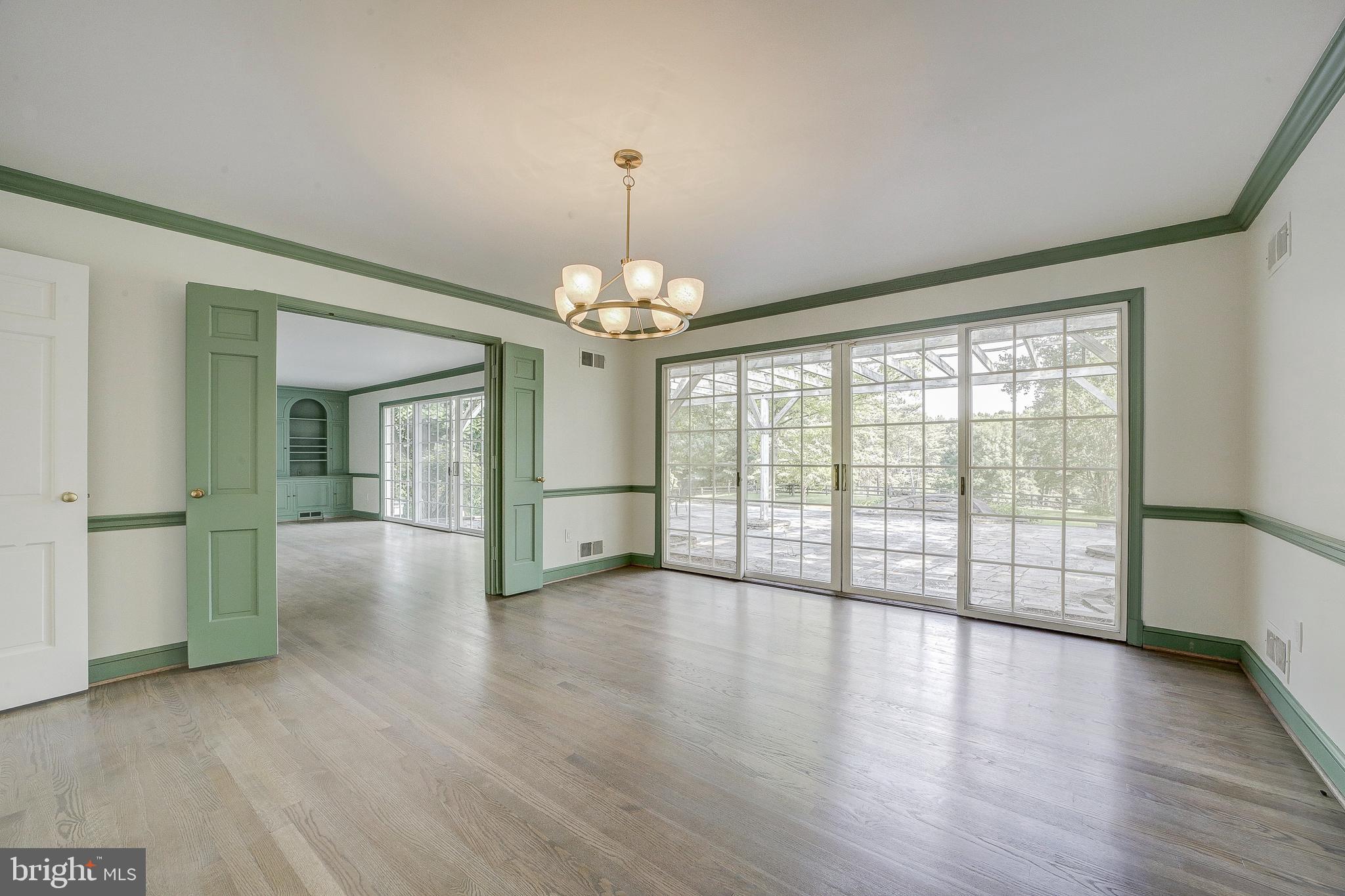 POTOMAC OUTSIDE - Residential Lease