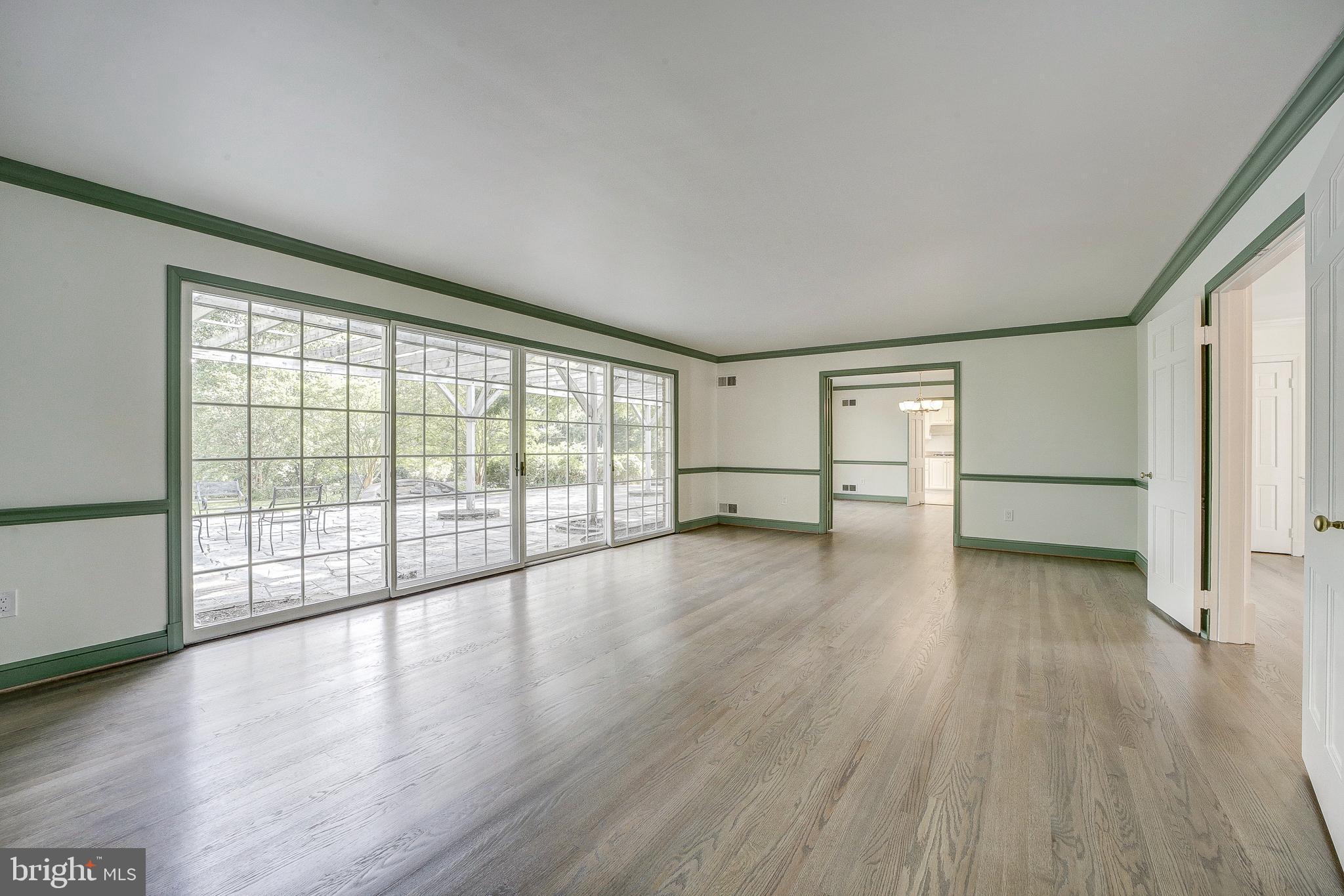 POTOMAC OUTSIDE - Residential Lease