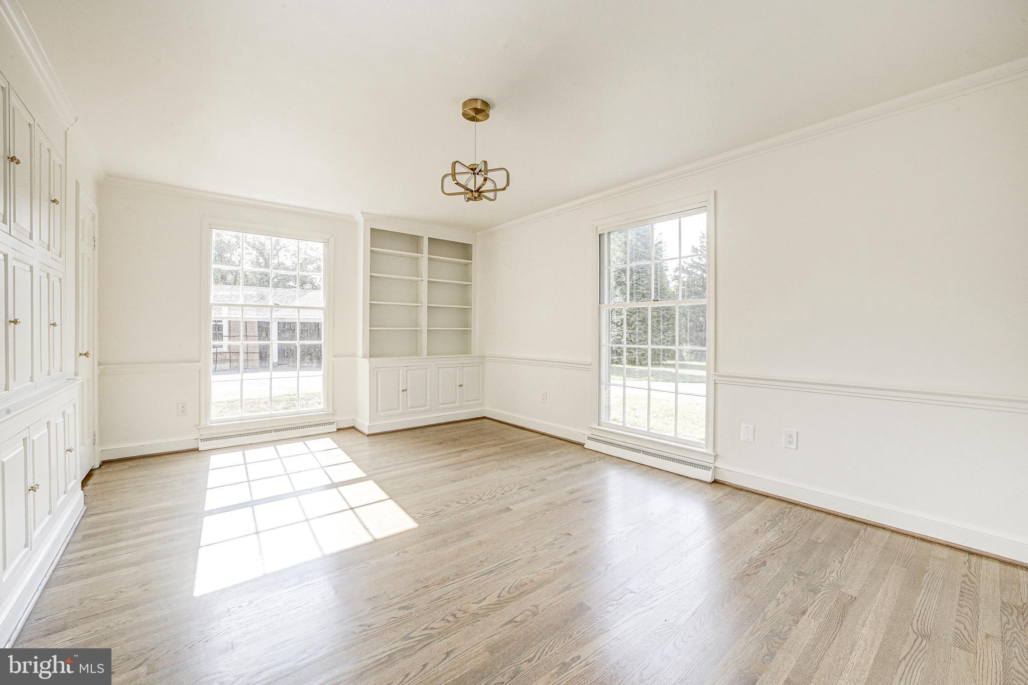 POTOMAC OUTSIDE - Residential Lease