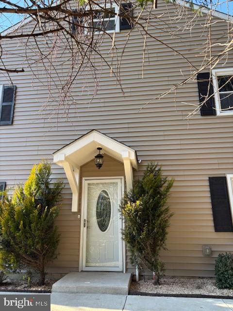 INDIAN KING - Residential Lease