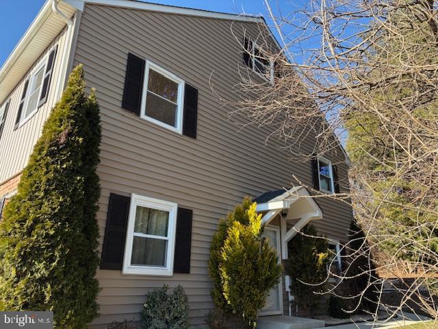 INDIAN KING - Residential Lease