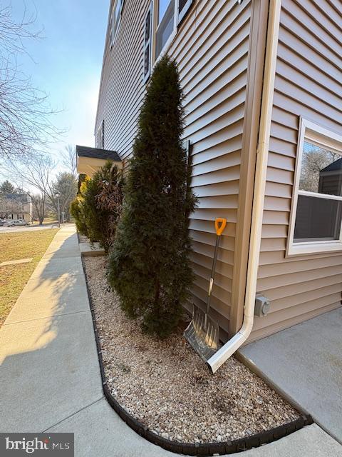 INDIAN KING - Residential Lease