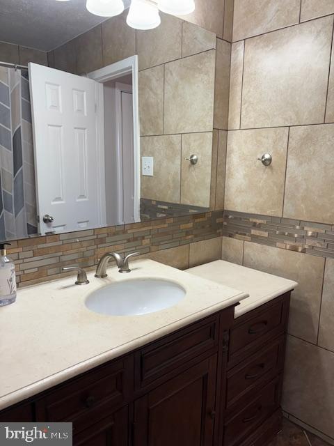 INDIAN KING - Residential Lease