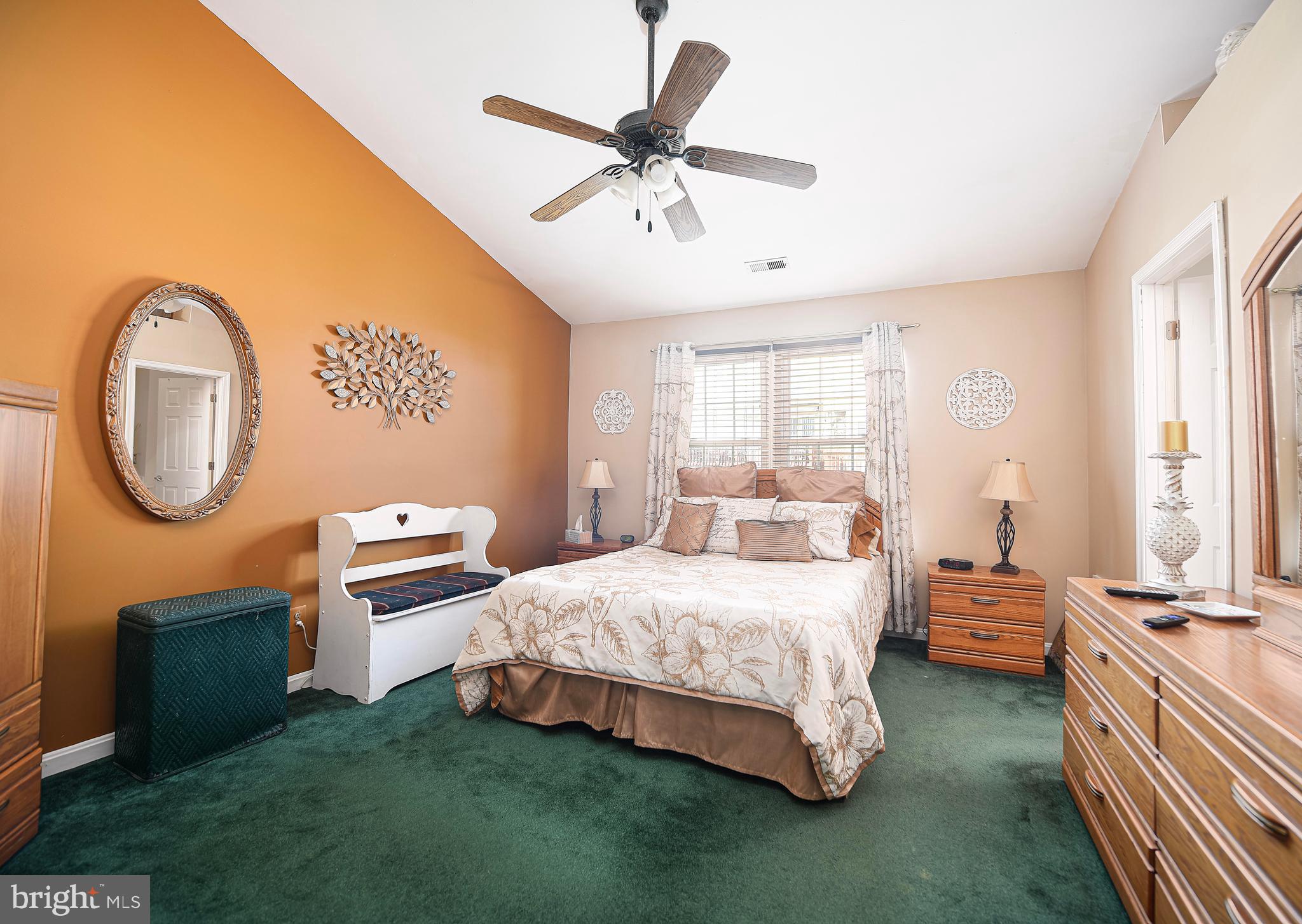 OAK HURST - Residential