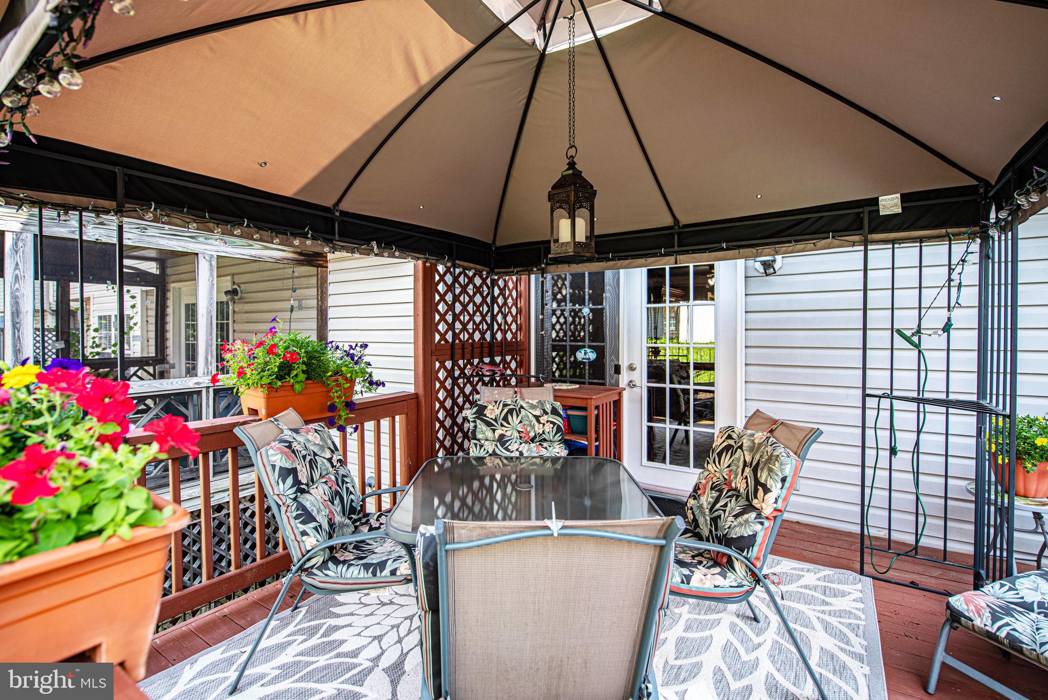 OAK HURST - Residential