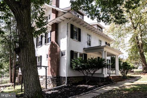 WINDSOR HILLS - Residential