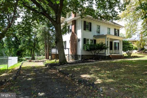 WINDSOR HILLS - Residential