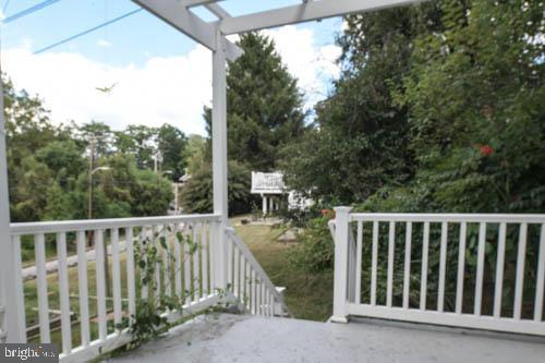 WINDSOR HILLS - Residential