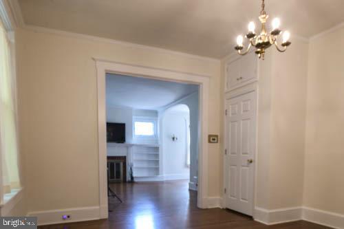 WINDSOR HILLS - Residential