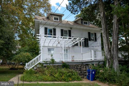 WINDSOR HILLS - Residential