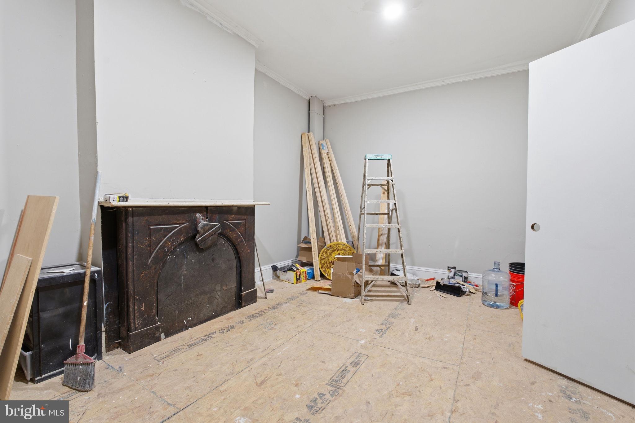 SANDTOWN-WINCHESTER - Residential