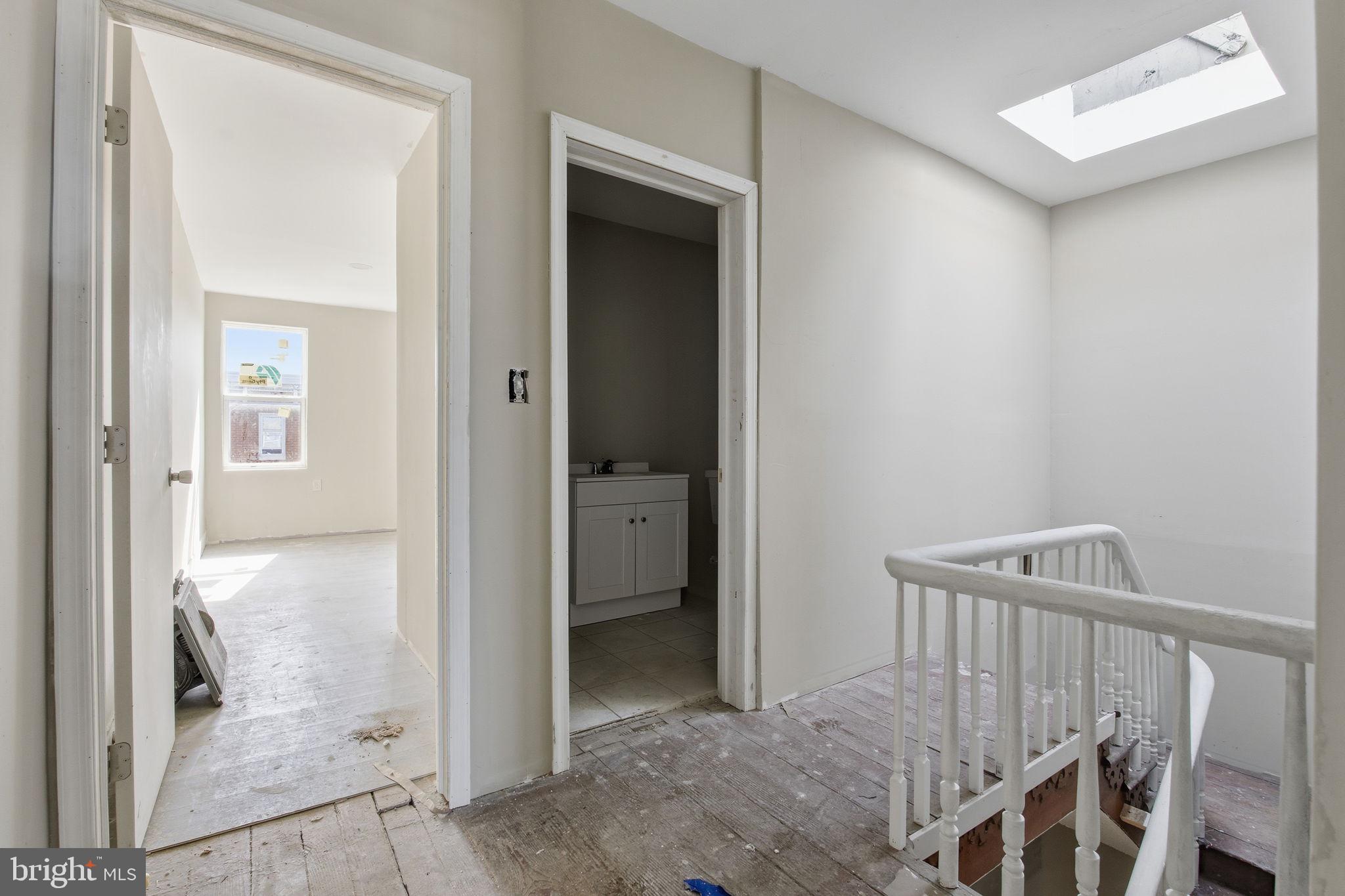 SANDTOWN-WINCHESTER - Residential