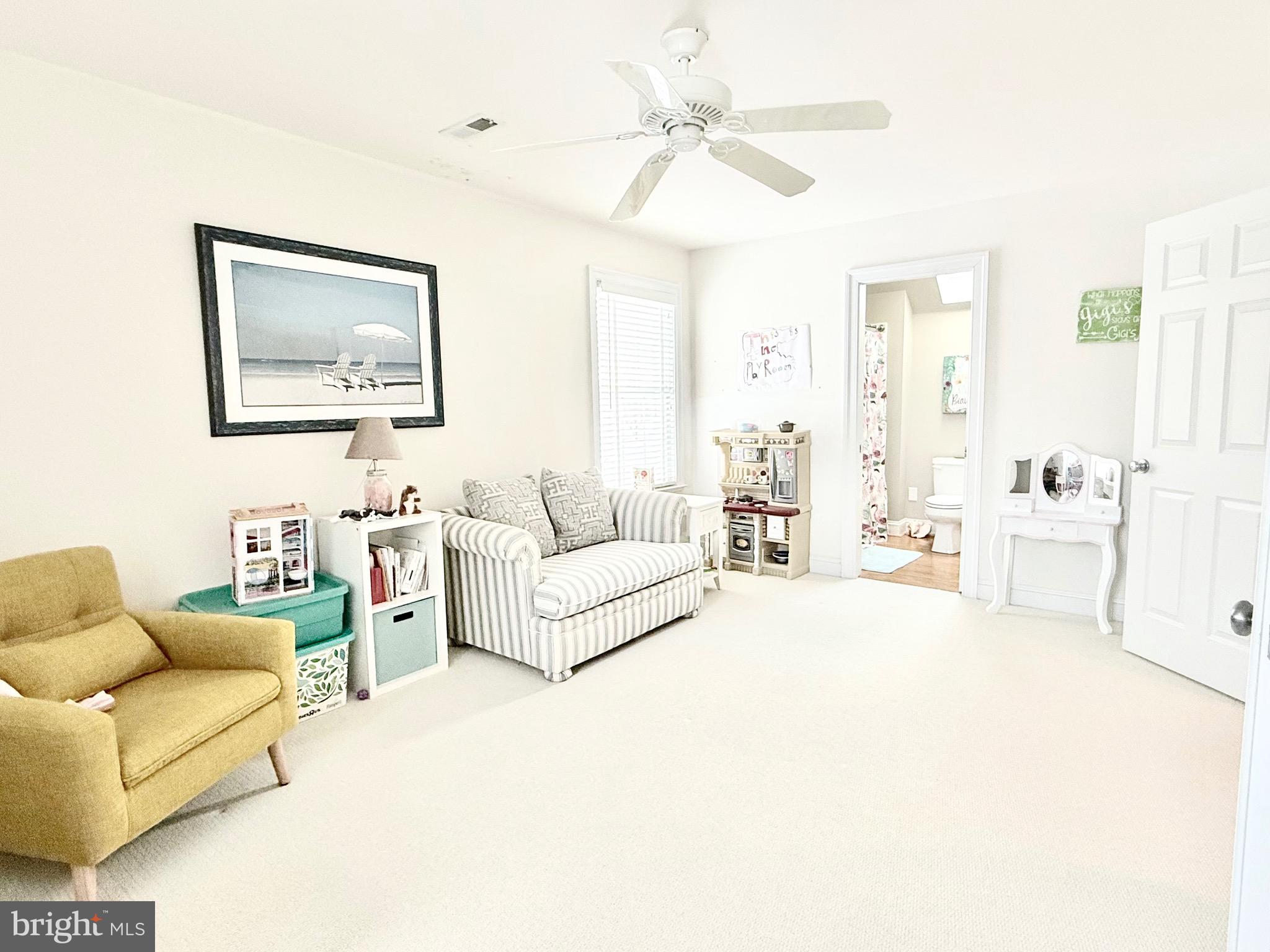 VILLAGEATWILDQUAIL - Residential