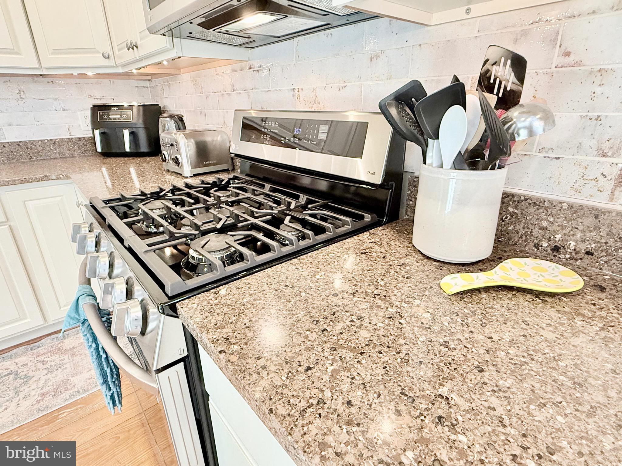 VILLAGEATWILDQUAIL - Residential