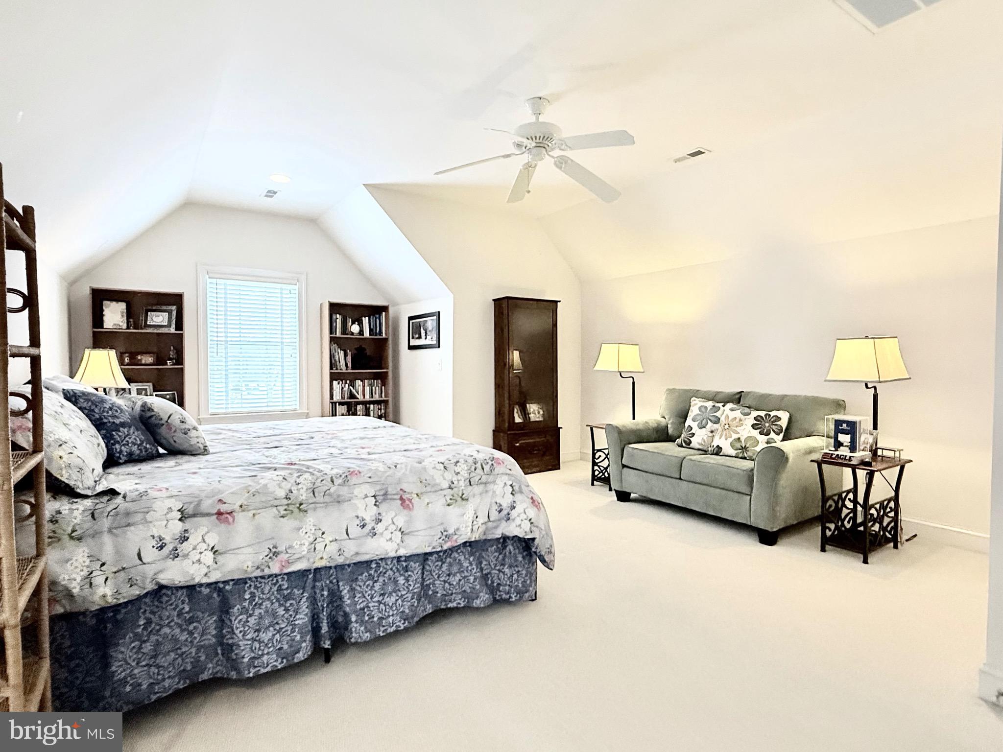 VILLAGEATWILDQUAIL - Residential