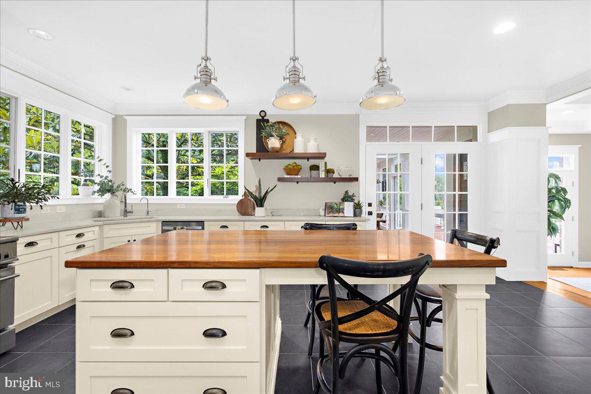 GLENELG MANOR ESTATES - Residential