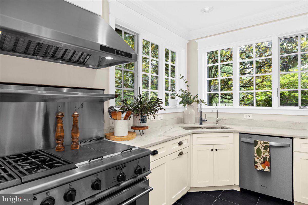 GLENELG MANOR ESTATES - Residential