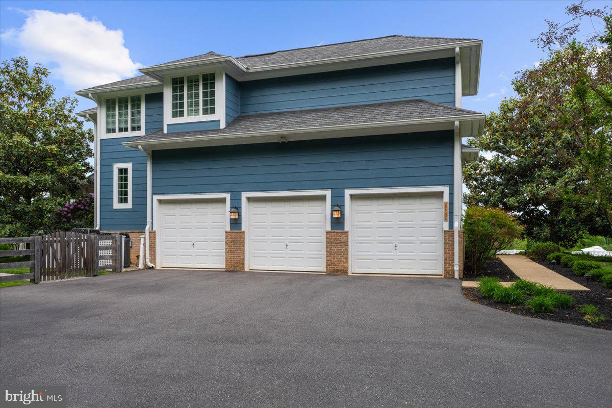 GLENELG MANOR ESTATES - Residential