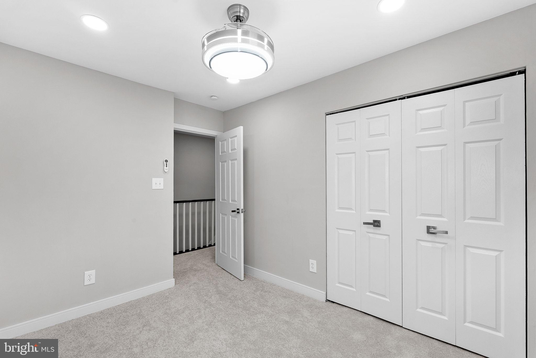 THE HIGHLANDS - Residential