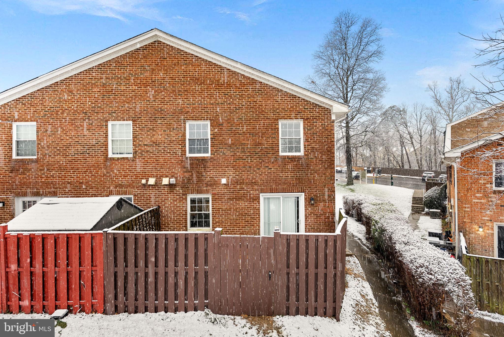 THE HIGHLANDS - Residential