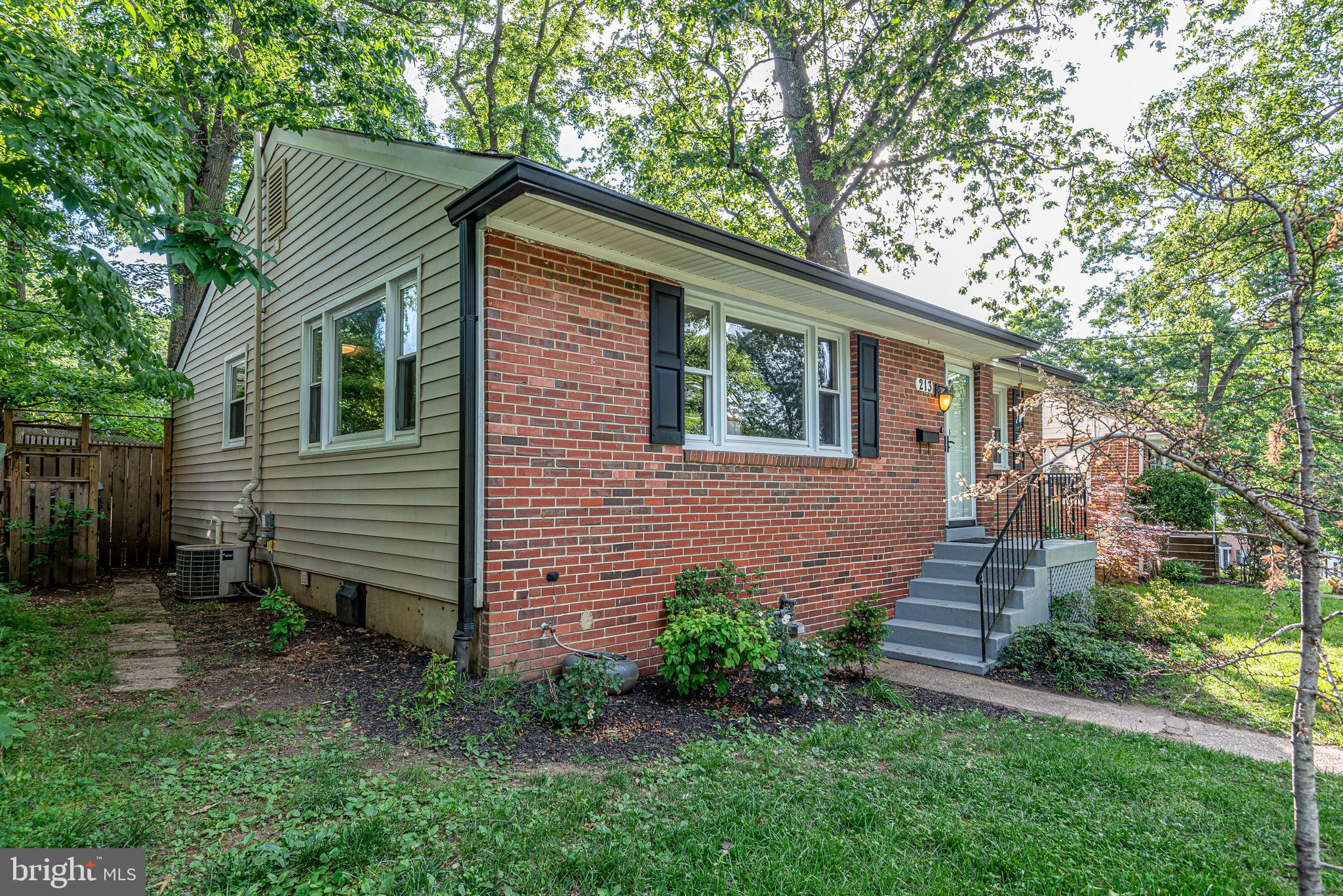 WOODMOOR - Residential