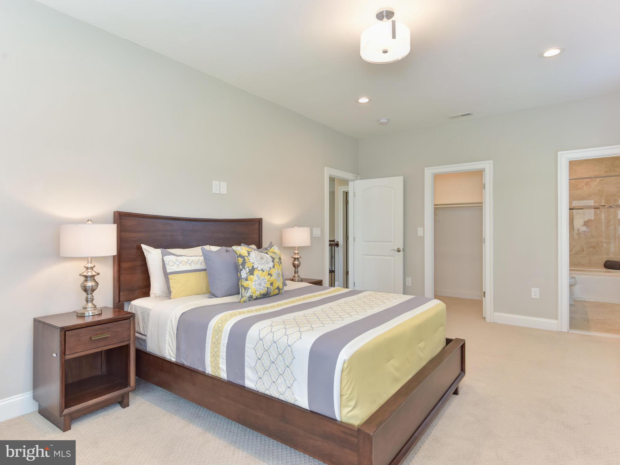 PIMMIT HILLS - Residential