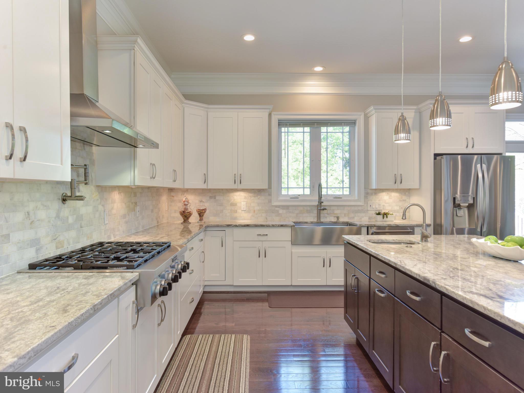 PIMMIT HILLS - Residential