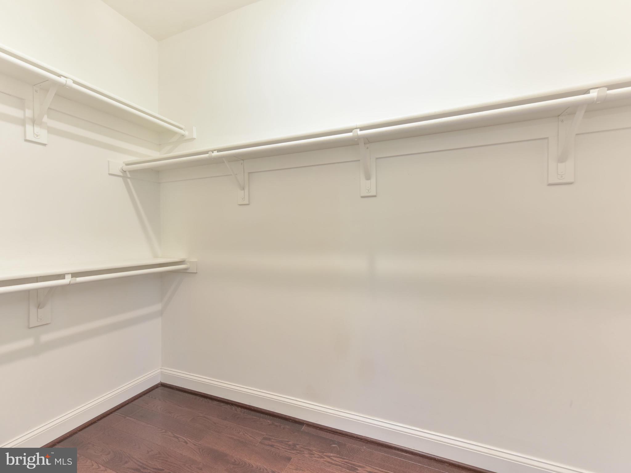 PIMMIT HILLS - Residential