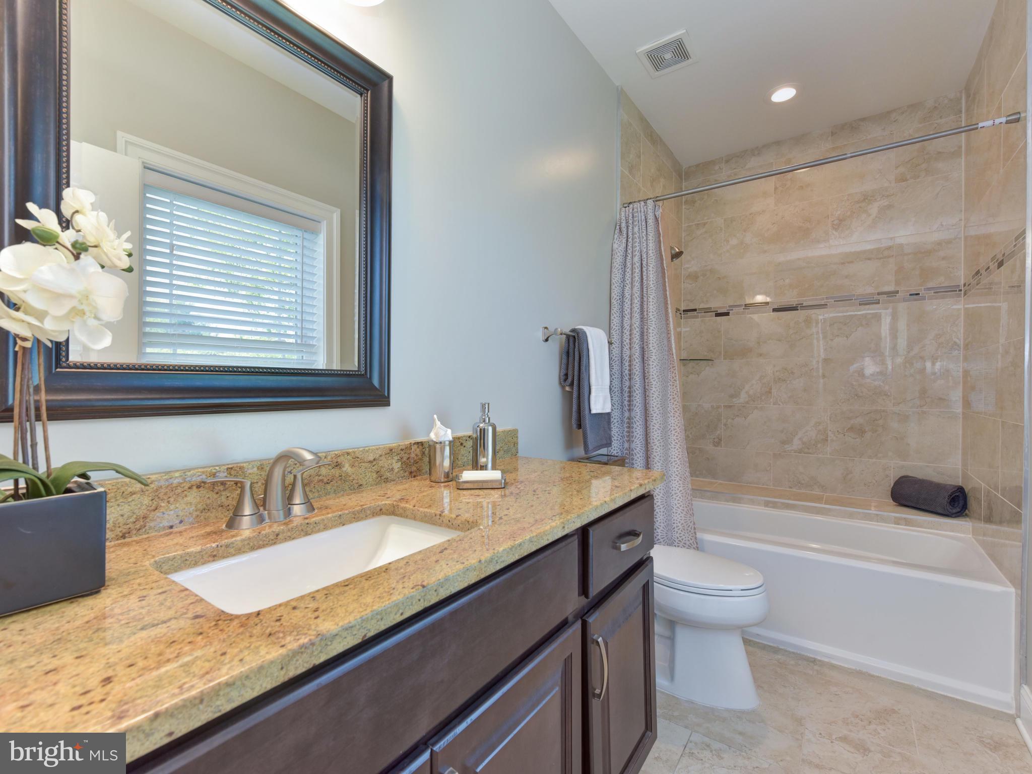 PIMMIT HILLS - Residential