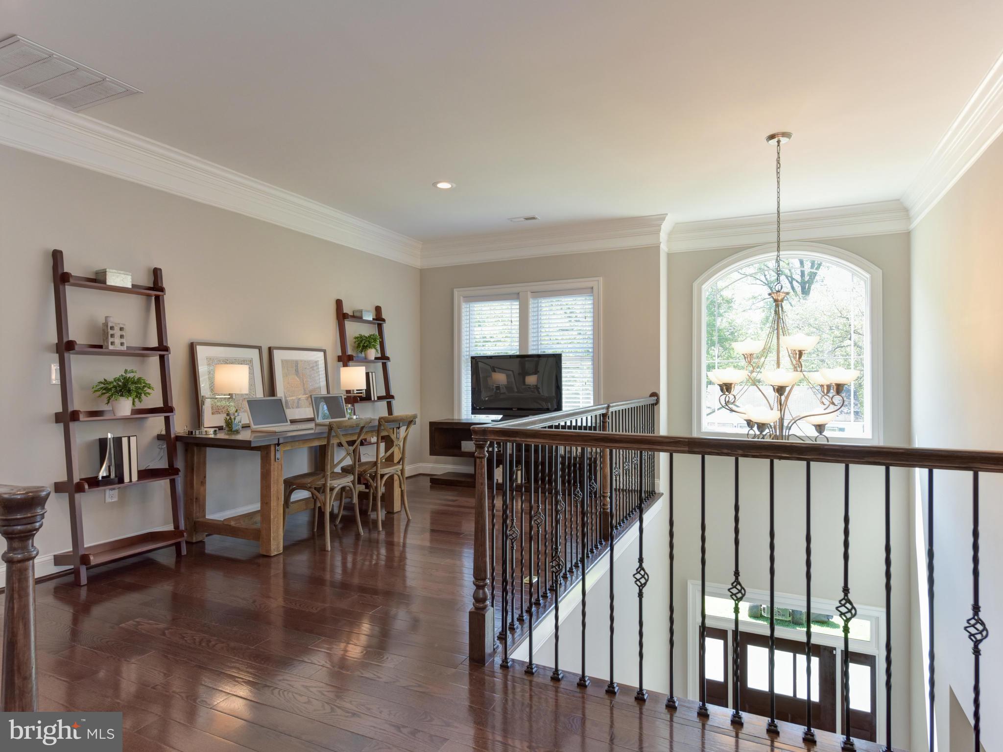 PIMMIT HILLS - Residential