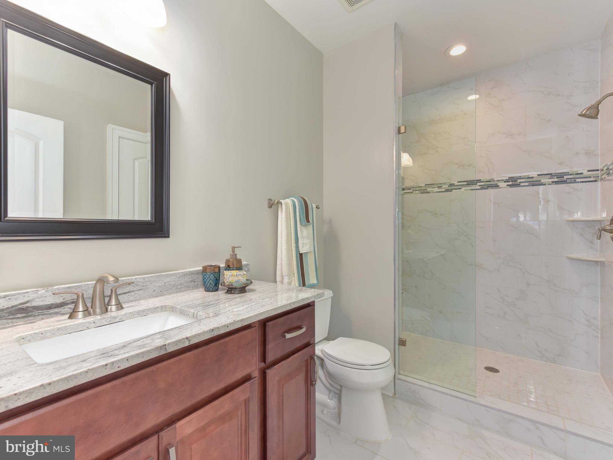 PIMMIT HILLS - Residential