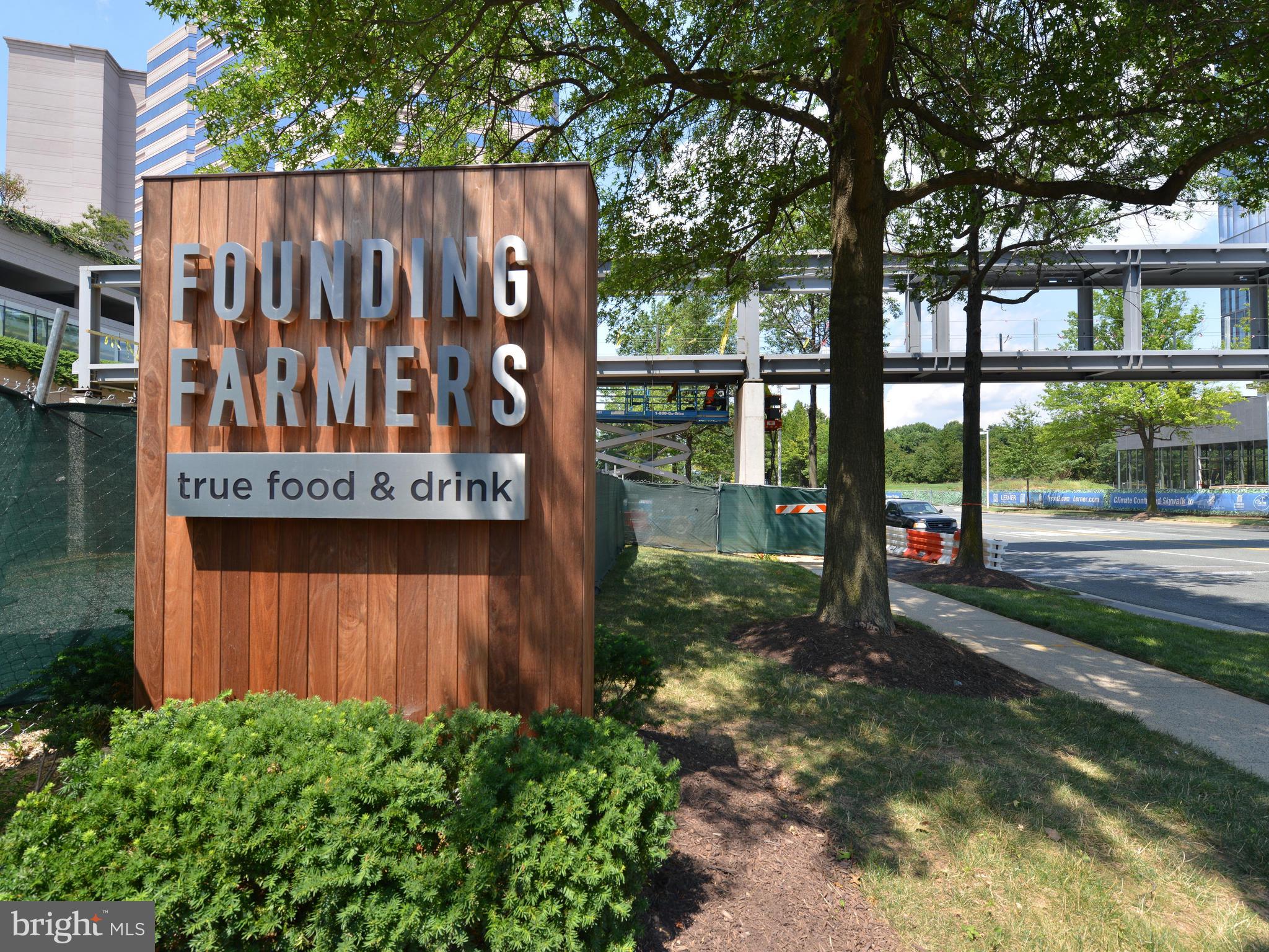 PIMMIT HILLS - Residential